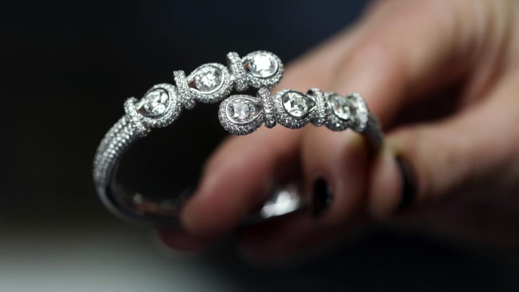 A Forevermark Encodia diamond bracelet produced by De Beers. The company plans to raise diamond prices 5 per cent every year. Photo: Bloomberg