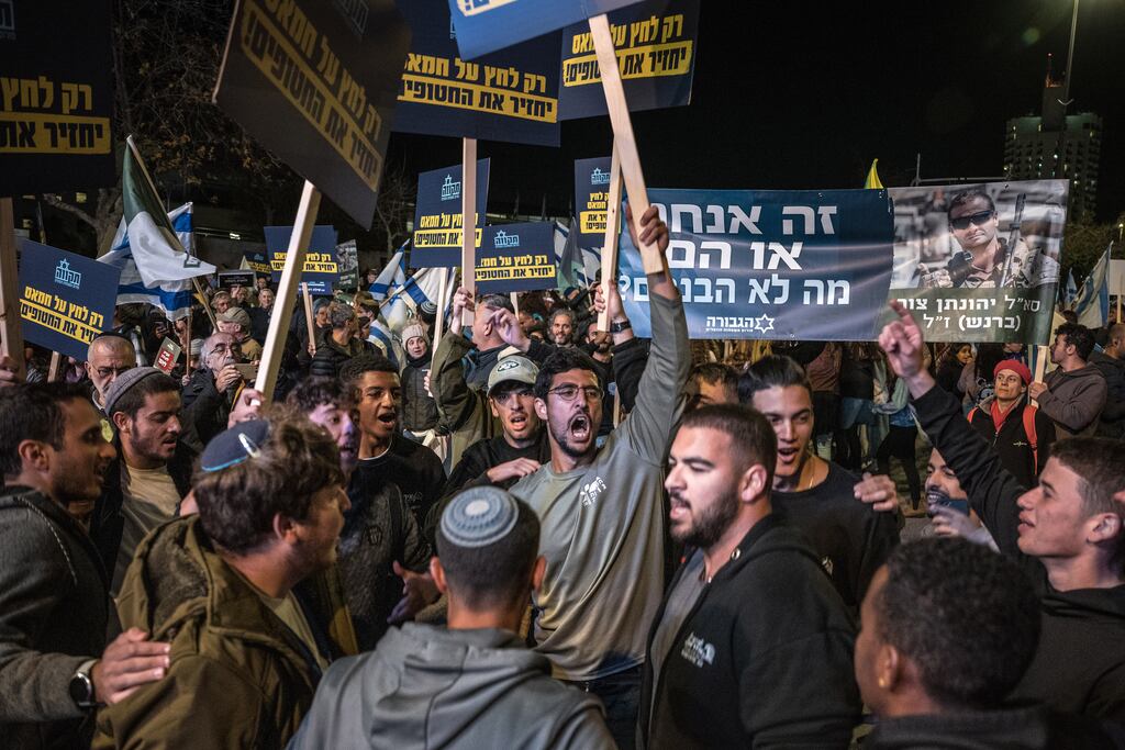 Israelis demonstrate in opposition to a possible ceasefire agreement with Hamas. Photograph: Sergey Ponomarev/The New York Times