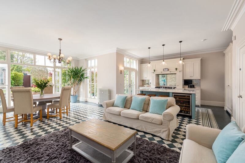 Kitchen/living/diningroom