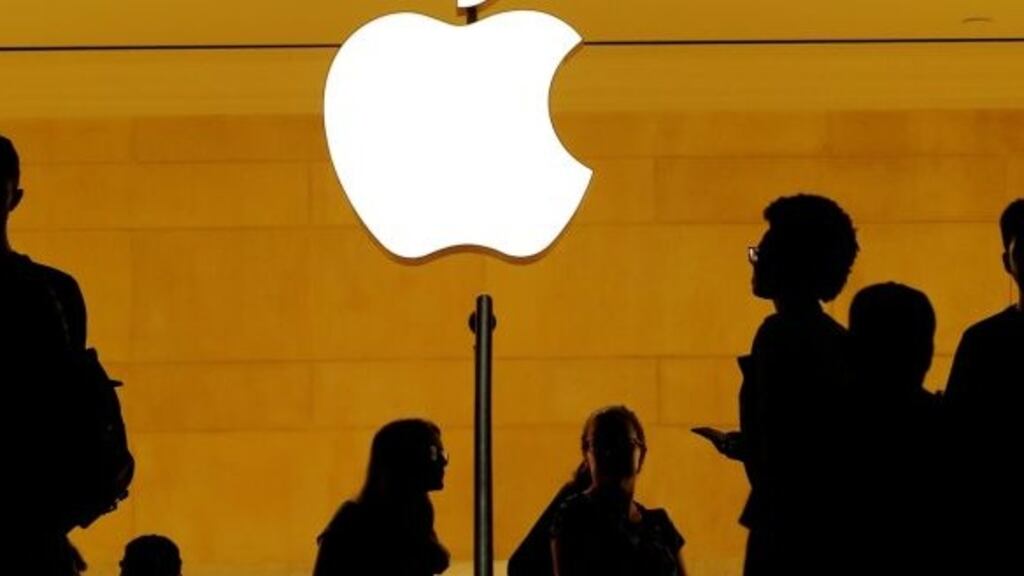 Apple said that it received 29,183 requests for device data from 213,737 devices worldwide in the second half, for which it supplied data in 22,691 of cases