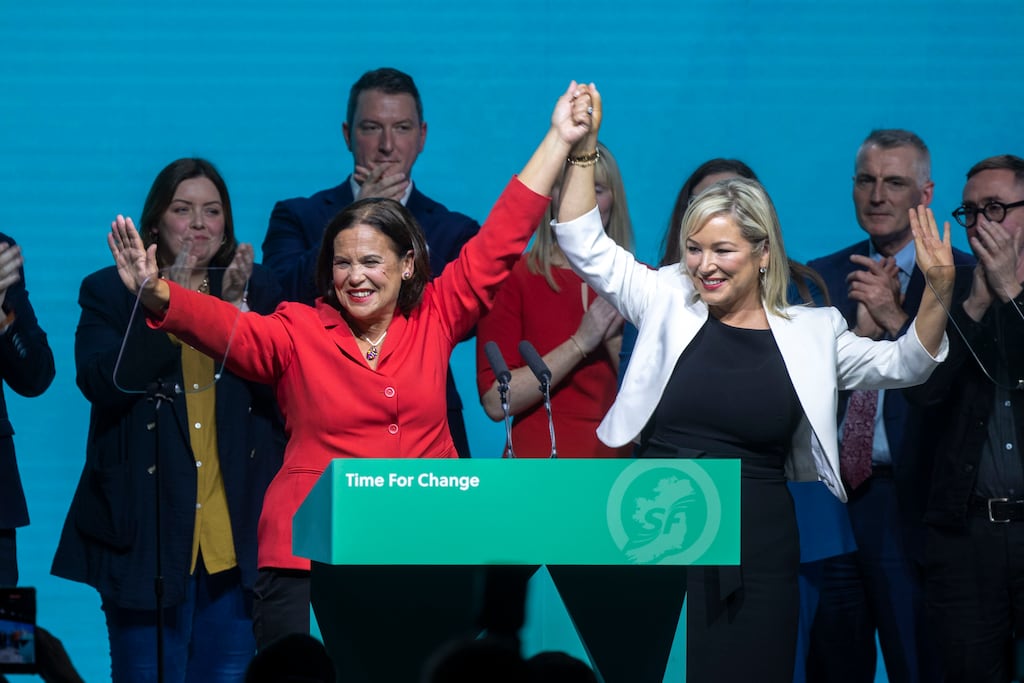 05/11/2022
-NEWS-
Royal Dublin Society,Ballsbridge, Dublin.
Sinn Féin Ard Fheis 2022
Sinn Féin President Mary Lou McDonald TD and Sinn Féin Vice President Michelle O’Neill pictured after delivering her leader’s address.
Photo: Tom Honan for The Irish Times.