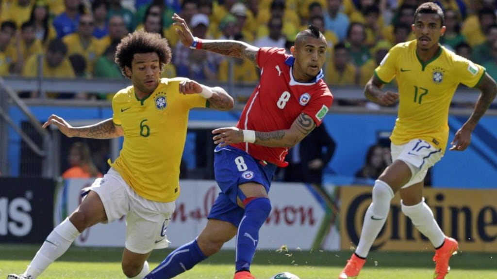 Manchester United manager Louis van Gaal wants to sign Chile midfielder Arturo Vidal from Juventus, with a fee expected to be around €50 million. Photograph: Lavandeira Jr/EPA