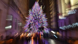 Wall St continues US-China trade war truce rally