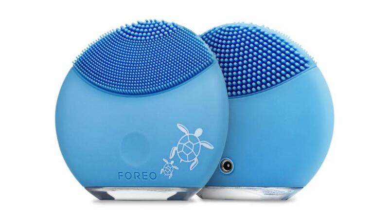Luna Mini by Foreo (€119) is gentle on the skin and leaves it surprisingly smooth and clear