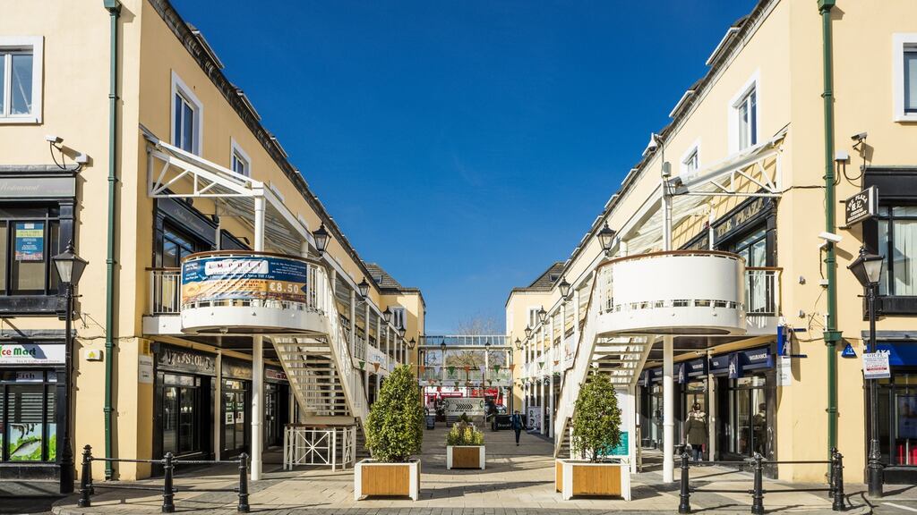 Swords Plaza occupies a pivotal location in the centre of Swords, adjacent to both the Pavilions and Swords Central shopping centres