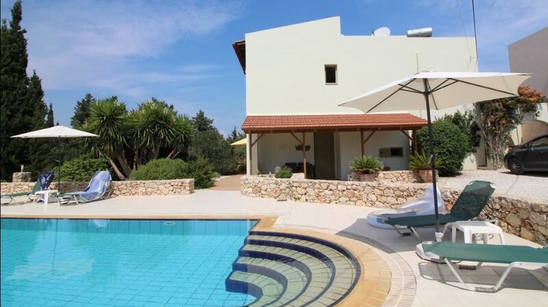 Villa Dafni is close to the beach resort of Almyrida.
