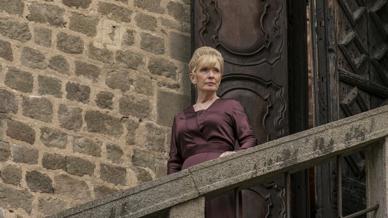 Lindsay Duncan as Ysabeau de Clermont
