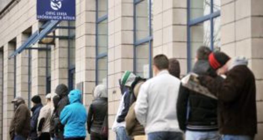 The number of people signing on the Live Register fell by 3,500 in October