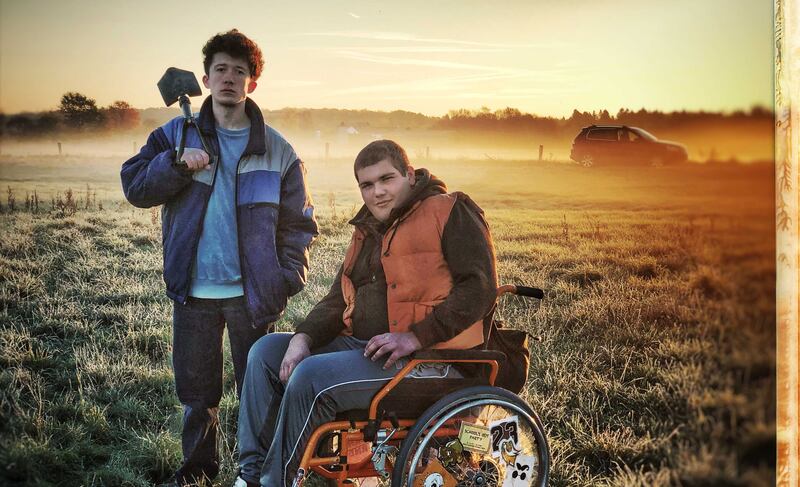 Maximilian Mundt and Danilo Kamperidis in How to Sell Drugs Online (Fast)