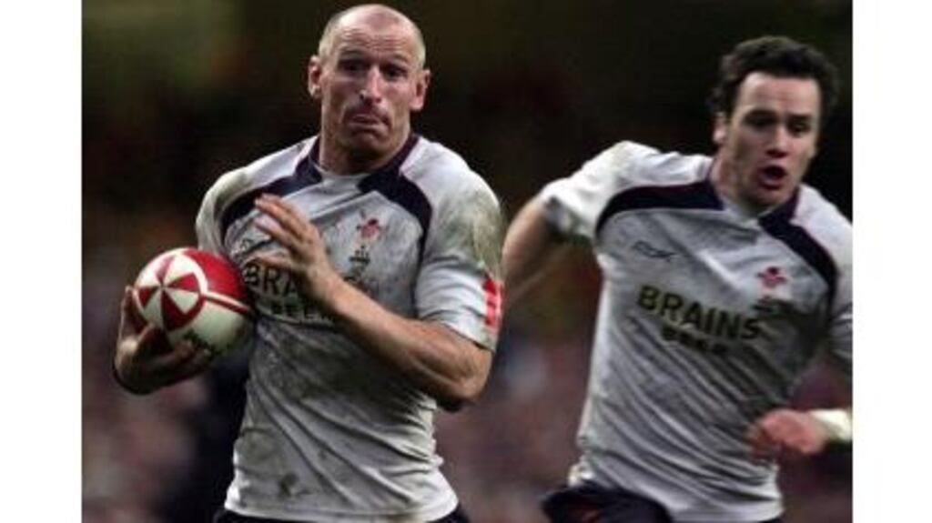 Wales fullback Gareth Thomas: "French players are burning
out"