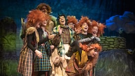 ‘Is seoid mhór í an Taibhdhearc i gcoróin na Gaillimhe’