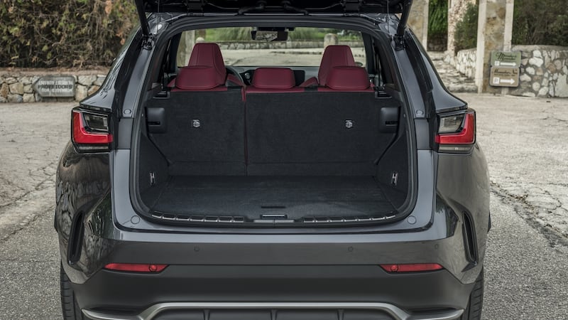 Bootspace at 500 litres with the rear seats up is on a par with any executive saloon