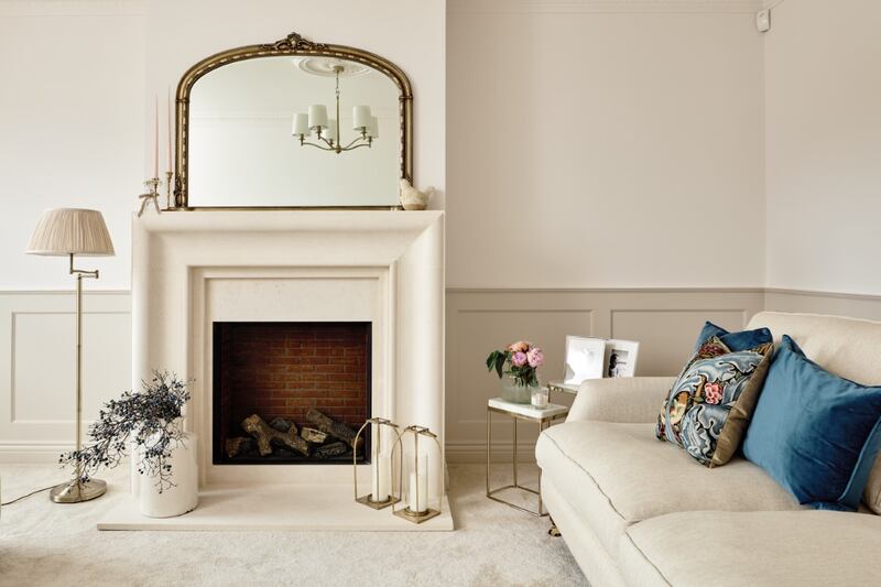 Triona used Pale Walnut on woodwork and Roman White on walls and ceilings