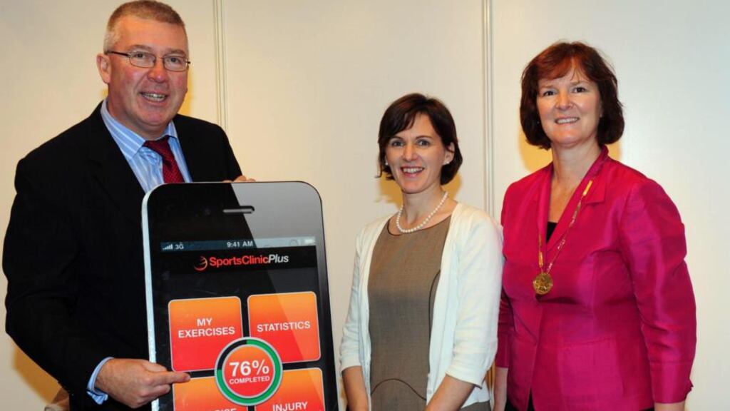 Ruaidhri O’Connor, chief executive, Irish Society of Chartered Physiotherapists (ISCP), Aoife Ní Mhuirí, founder of HealthClinicPlus, and Jill Long, president, ISCP. Photograph: Don MacMonagle