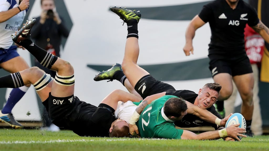 Robbie Henshaw scores Ireland’s fifth try against New Zealand. Some Eir customers complained the live streaming of the match was too stuttery and too delayed to watch. Photograph: Dan Sheridan/Inpho