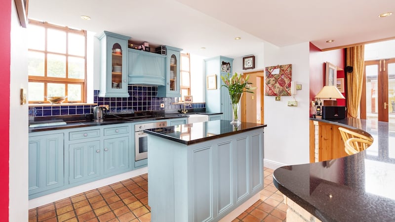 Open plan living/kitchen area