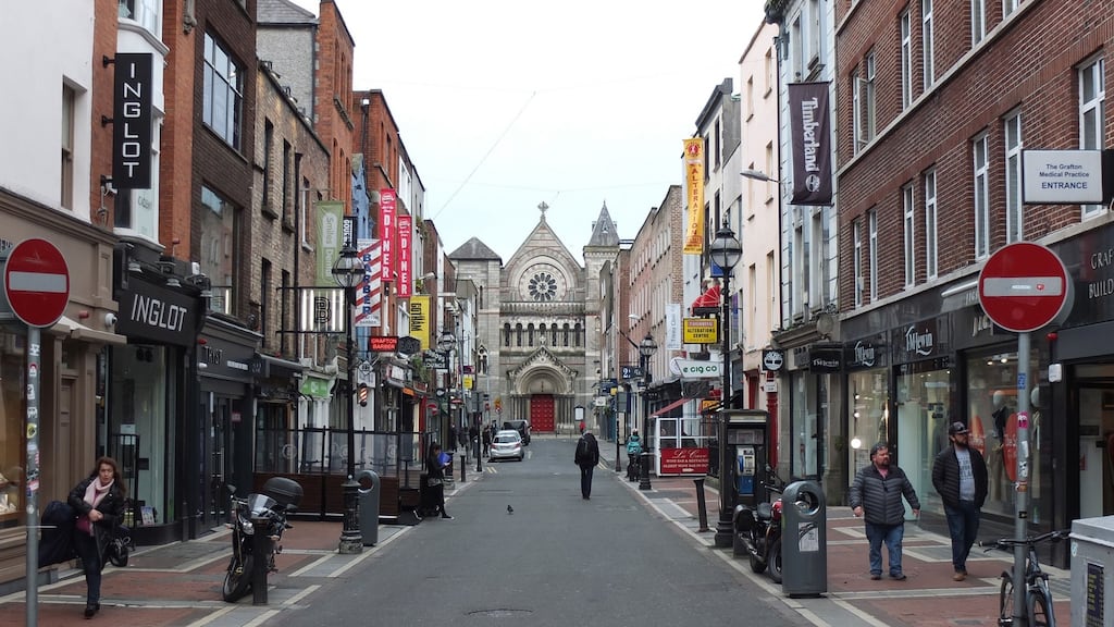 A near-deserted Dublin city centre.