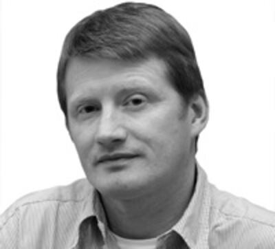 John Gibbons is an environmental journalist and co-author of the
Routledge International Handbook of Environmental Journalism