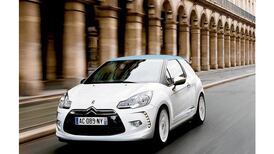 Substance backs 'tres jolie' looks