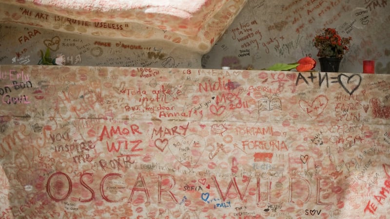 Oscar Wilde’s tomb at Père-Lachaise cemetery in Paris had long been daubed with graffiti by adoring fans and a cult grew up around leaving lipstick kisses on the monument.