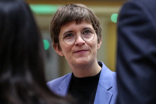 EU enlargement will only succeed if national veto is dropped, says German minister