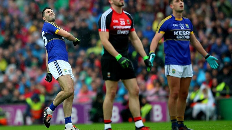 Bryan Sheehan watches his late free tail away to the right: Maybe it’s easy for me to say it sitting above in the stands but that’s a free he should be scoring. Photograph: James Crombie/Inpho