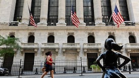 European stocks close higher as commodity shares rally