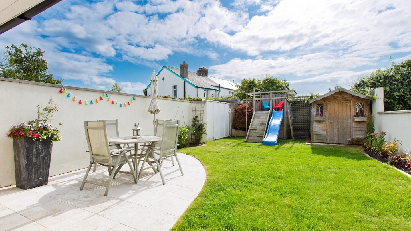 126 Beach Road, Sandymout, D4, Property