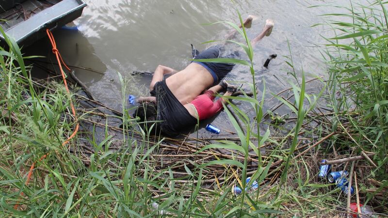 The bodies of Óscar Alberto Martínez Ramírez and his daughter Valeria lie on a bank of the Rio Grande in Matamoros, Mexico, on Monday. Photograph: Abraham Pineda-Jácome/EPA