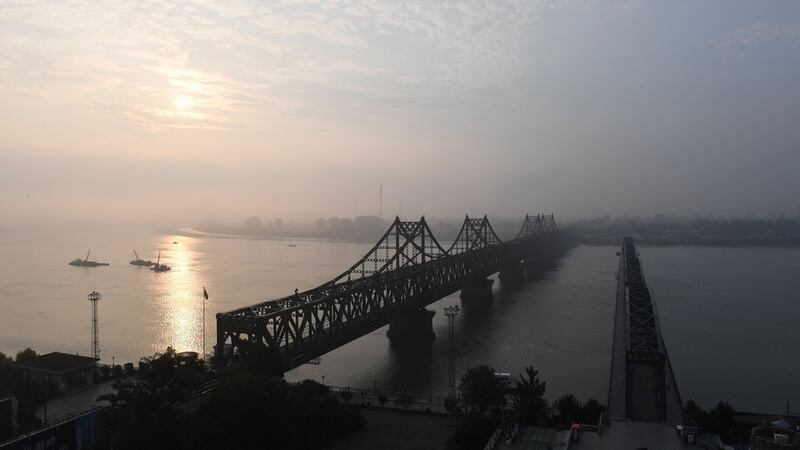 Bridges of Dandong show strains in China and North Korea's friendship