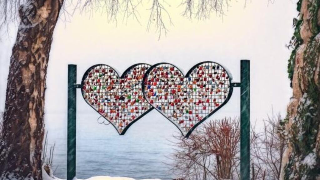 Romance your partner from €100 to €10,000