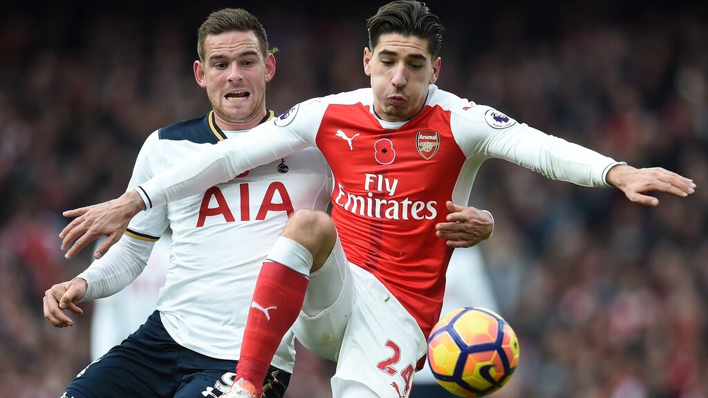 Arsenal’s Hector Bellerin vies for the ball with Tottenham’s Vincent Janssen during their Premier League clash. Photo: Getty Images