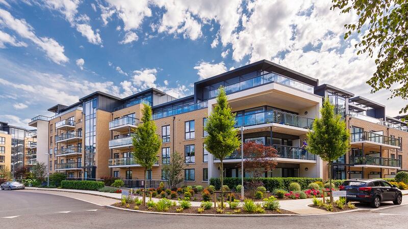 Why should people decide to use MySale.ie instead of a traditional agent? The main advantage of using MySale.ie is to save on commission fees.