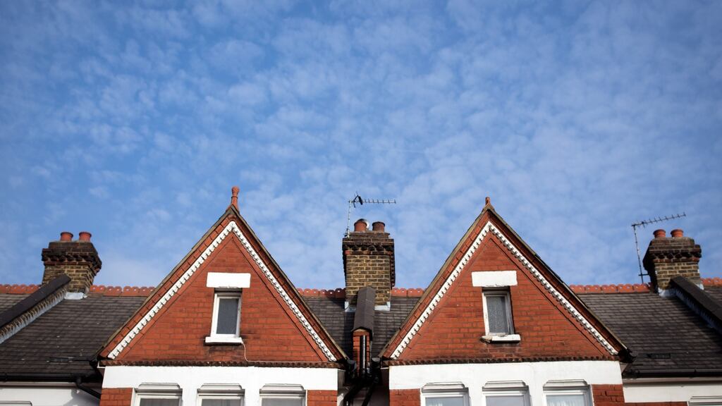 House prices in Britain edged up .1% in November, in keeping with expectations. Photographer: Simon Dawson/Bloomberg