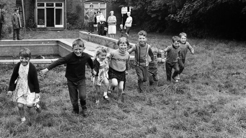 Protestant and Catholic children from Belfast playing together in the grounds of Crosby Hall, Acocks Green. Birmingham, in September 1969. Photograph: Staff/Mirrorpix/Getty Images