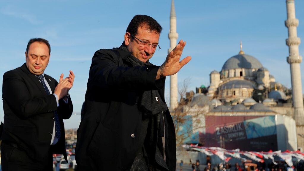 Ekrem Imamoglu: Both sides agree preliminary results give him a lead of 25,000 votes. But Erdogan’s Justice and Development party has complained of irregularities. Photograph: Murad Sezer