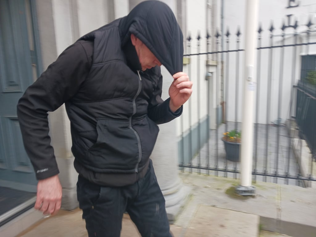 Mark Donlon (35), of no fixed abode, who walked free from court after throwing punches, kicking gardaí and biting one officer in the hand during his arrest in Ballymahon, Co Longford in December 2021