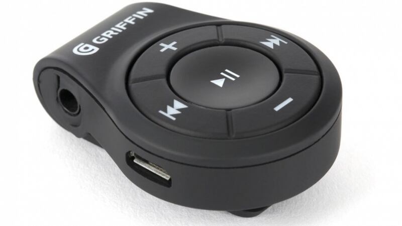 iTrip Clip: Turns any headphones wireless