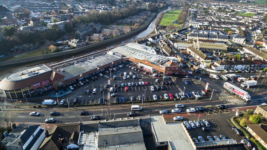 Castle Street Shopping Centre has 34 shops including SuperValu.