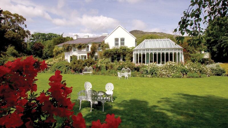 Lawns at Cashel House