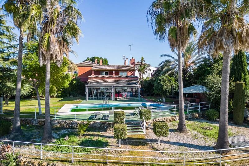 This five-bed Spanish property comes with a swimming pool