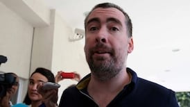 Olympic ticket agent Kevin Mallon must lodge €410,000 to get passport back