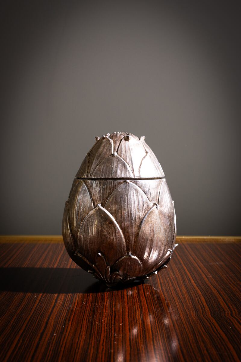 Mauro Manetti's silver-plated artichoke ice bucket, €400-€600, deVeres