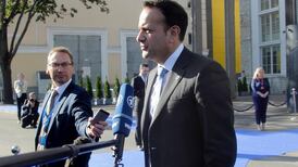 Brexit talks: Border must be tackled before trade, Brussels tells London