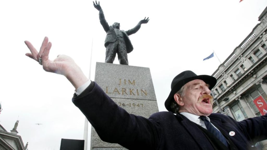 Jer O’Leary stands before the statue of Jim Larkin on O’Connell Street Photograph: Cyril Byrne