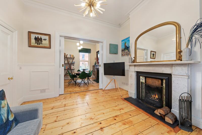 Interconnecting reception rooms