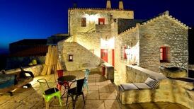 What will €550,000 buy in Greece, Ireland, France, Spain and Costa Rica?