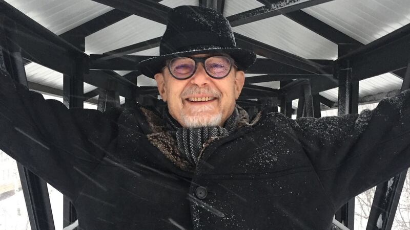 Brian Ameche: In August 2019, at the age of 66, a neurologist confirmed that Brian had Alzheimer’s and probably had had it for several years