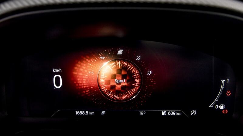 Dashboard in Ford Puma 1.0 125hp Ecoboost Hybrid Titanium