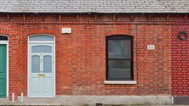 Deceptively large riverside cottage for €425k